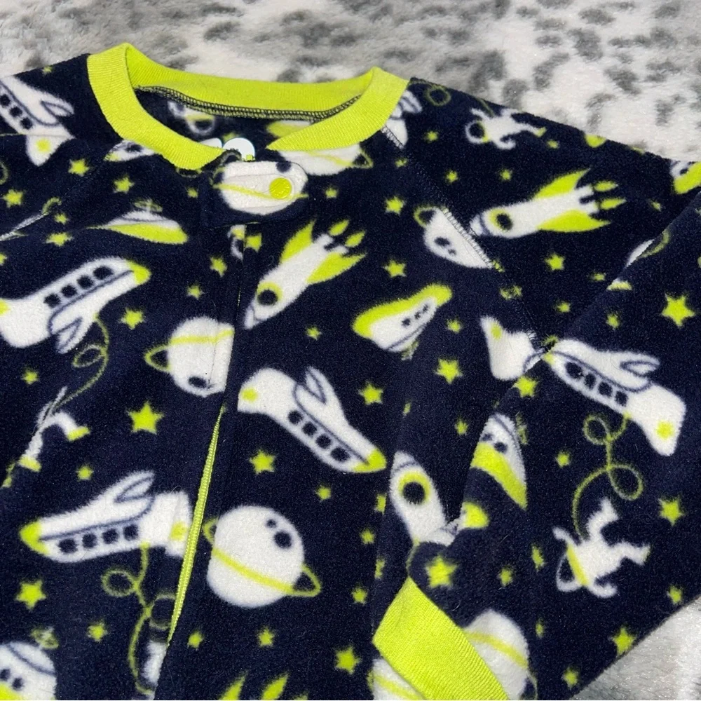 The Children’s Place Footed Pajamas